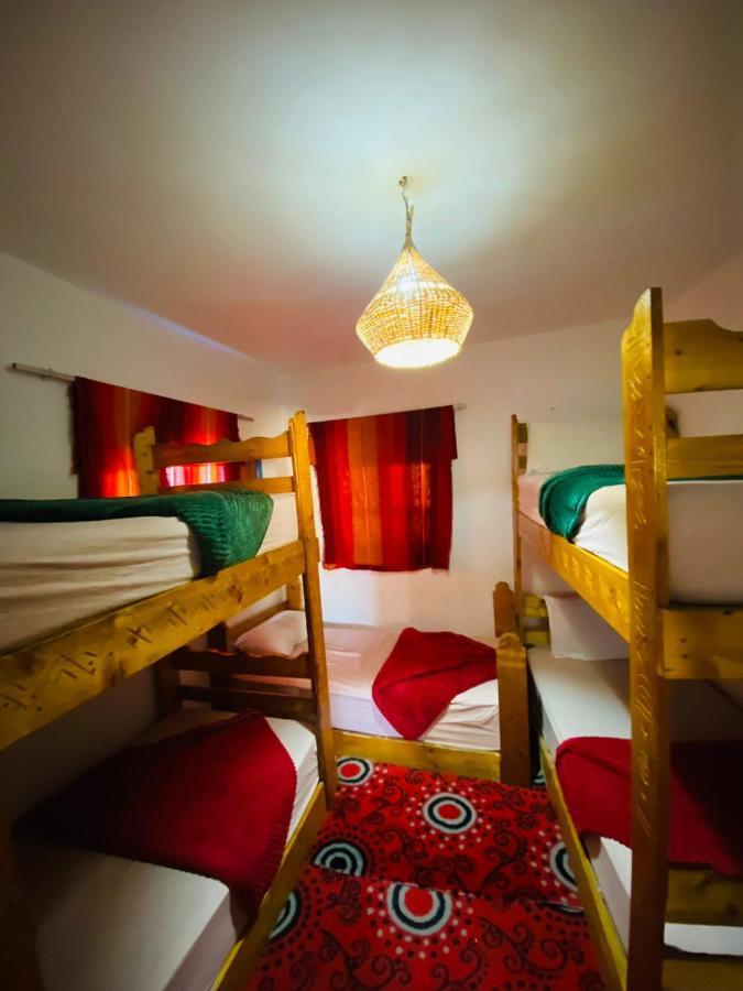 Rayane Guest House ทากาเซาท์ ห้อง รูปภาพ